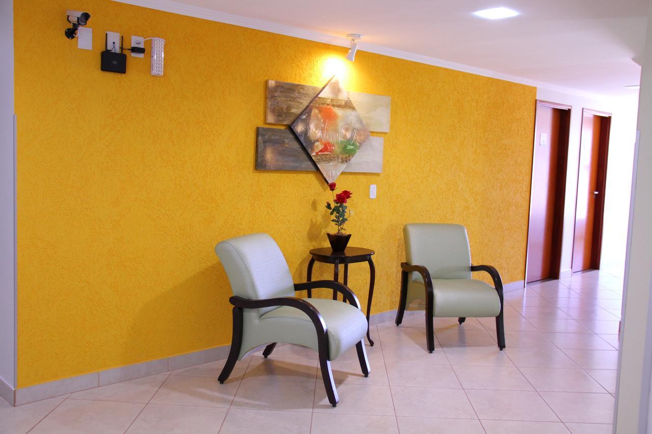 Beira Lago Palace Hotel Morrinhos  Exterior photo