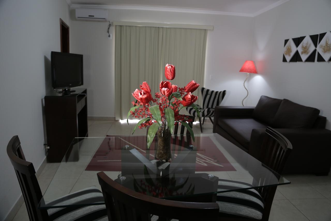 Beira Lago Palace Hotel Morrinhos  Exterior photo