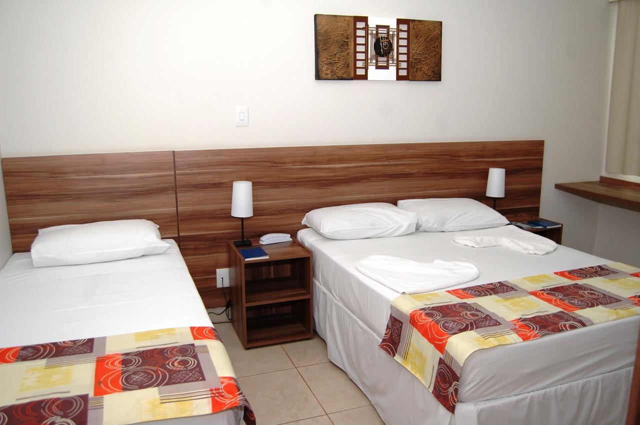 Beira Lago Palace Hotel Morrinhos  Exterior photo