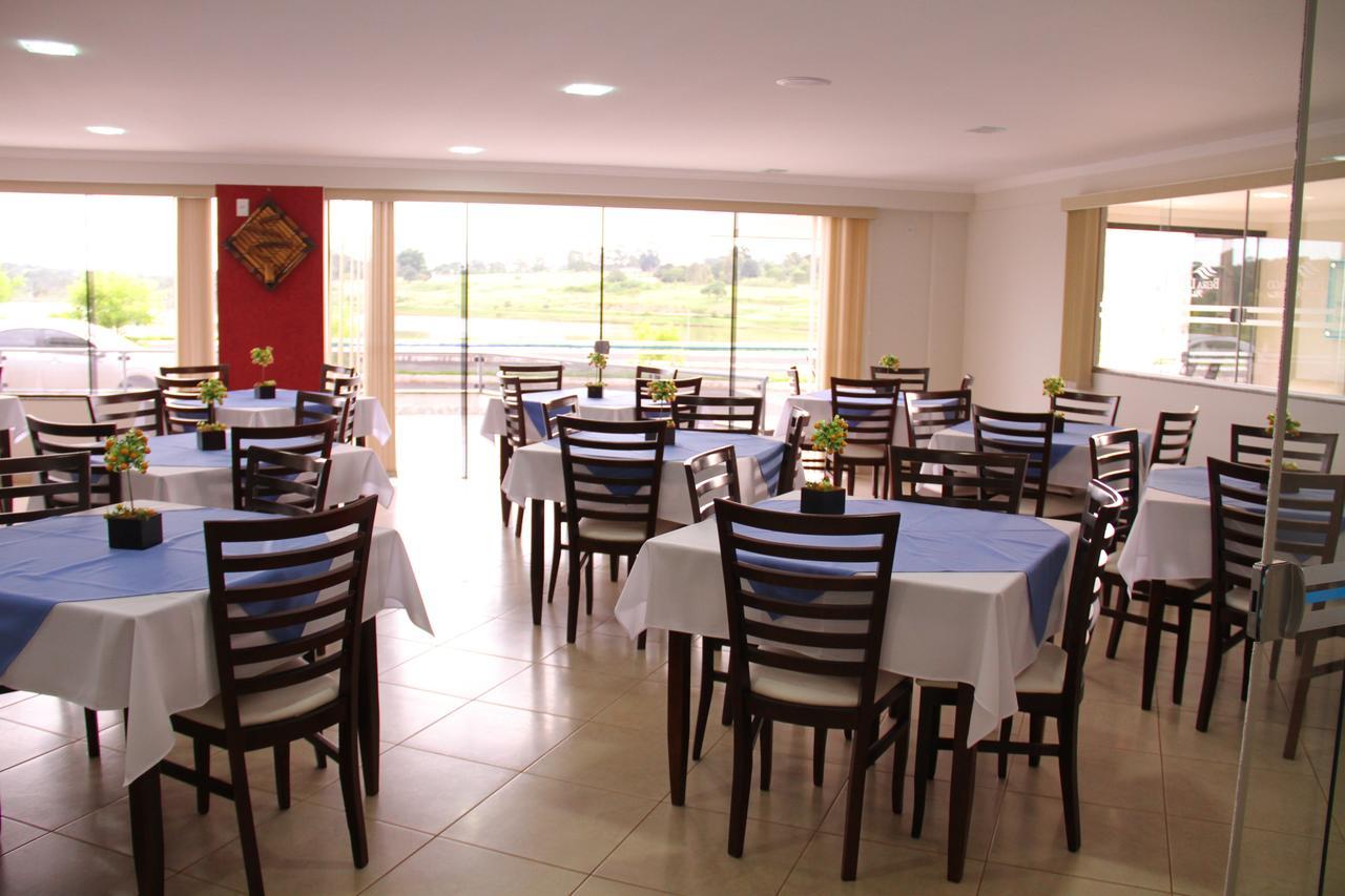 Beira Lago Palace Hotel Morrinhos  Exterior photo