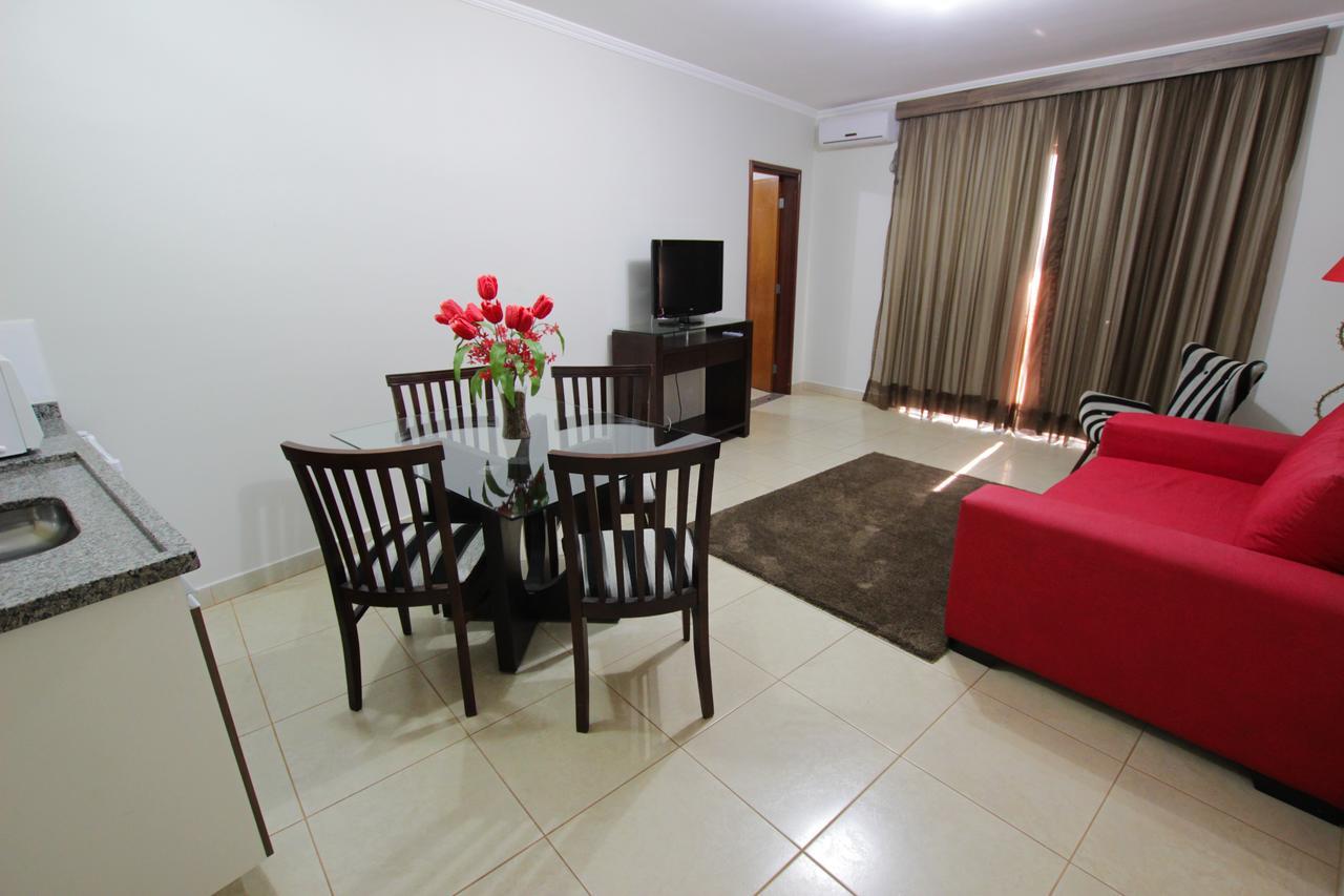 Beira Lago Palace Hotel Morrinhos  Exterior photo