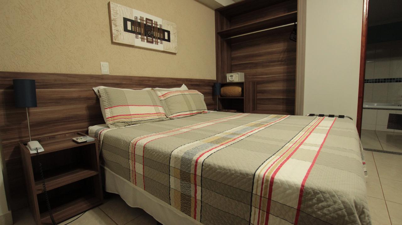 Beira Lago Palace Hotel Morrinhos  Room photo